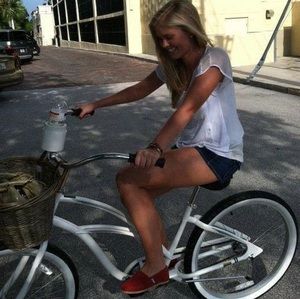 Meet your Posher, Erica